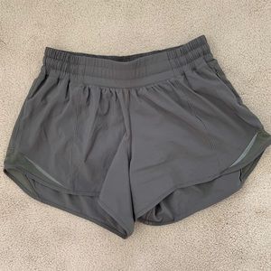 Lululemon Hotty Hot shorts